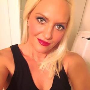 Meet your Posher, Jasmin